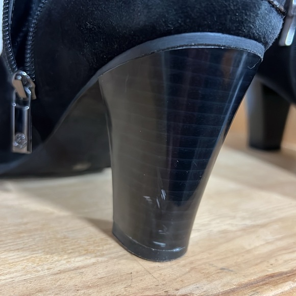 Giani Bernini black suede ankle boots - Picture 9 of 11